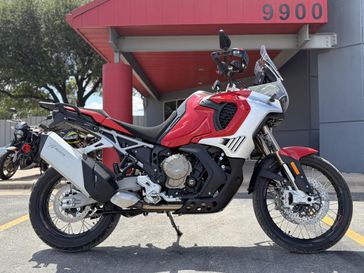 2025 MV Agusta Enduro Veloce