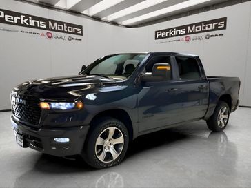 New 2026 RAM 1500 Express Crew Cab 4x4 5'7' Box