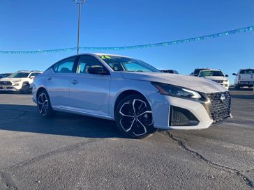 Used 2024 Nissan Altima 2.5 SR