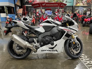 2025 Honda CBR1000RR 