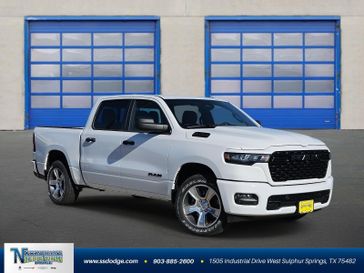 New 2026 RAM 1500 Express Crew Cab 4x4 5'7' Box