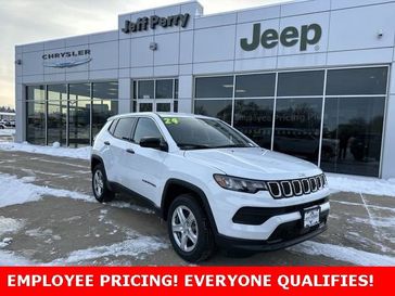 2024 Jeep Compass Sport 4x4 in a Bright White Clear Coat exterior color and Blackinterior. Jeff Perry Chrysler Jeep 815-859-8394 jeffperrychryslerjeep.com 