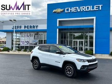 Used 2024 Jeep Compass Trailhawk