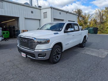 2025 RAM 1500 Laramie 4x4 Crew Cab