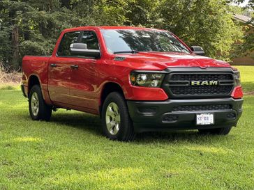 2024 RAM 1500 Tradesman Crew Cab 4x4 5'7' Box