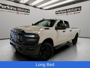 New 2026 RAM 2500 Tradesman Crew Cab 4x4 8' Box