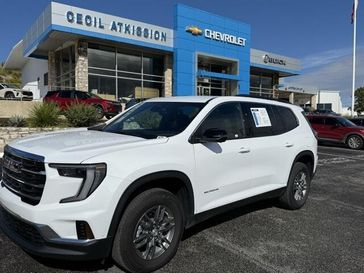 Used 2025 GMC Acadia Elevation