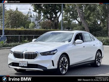 Mineral White Metallic