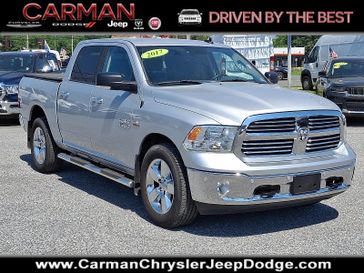 2017 RAM 1500 Big Horn Crew Cab 4x4 5'7 Box