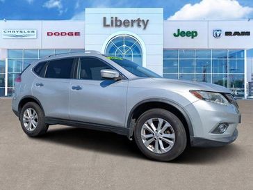 Used 2015 Nissan Rogue SV