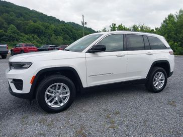New 2026 Jeep Grand Cherokee Laredo