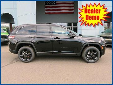 New 2026 Jeep Grand Cherokee Limited