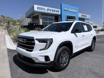 Used 2025 GMC Acadia Elevation