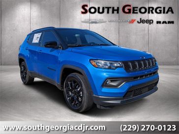 2023 Jeep Compass Altitude 4x4 in a Laser Blue Pearl Coat exterior color and Blackinterior. South Georgia CDJR 229-443-1466 southgeorgiacdjr.com 