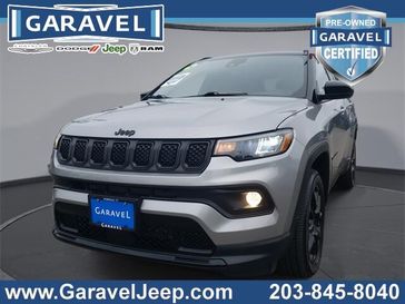 Used 2023 Jeep Compass Altitude