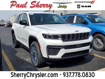 New 2026 Jeep Grand Cherokee Laredo Altitude 4x4