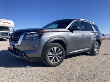 Used 2025 Nissan Pathfinder SL