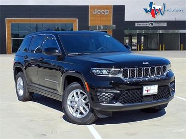 New 2025 Jeep Grand Cherokee Laredo X