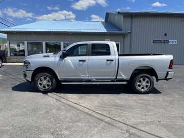 New 2026 RAM 2500 Big Horn Crew Cab 4x4 6'4' Box