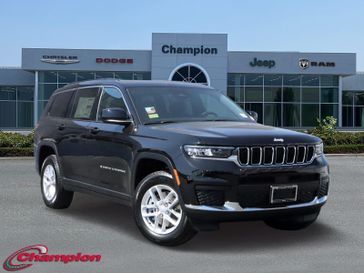 2025 Jeep Grand Cherokee L Laredo 4x2