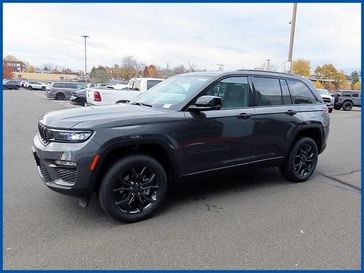 New 2025 Jeep Grand Cherokee Limited