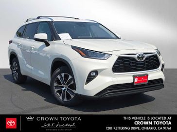 Used 2021 Toyota Highlander XLE