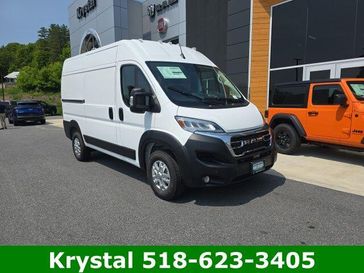 New 2025 RAM Promaster 2500 Slt Cargo Van High Roof 136' Wb