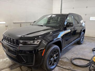 New 2027 Jeep Grand Cherokee Laredo Altitude 4x4