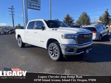 2025 RAM 1500 Laramie Crew Cab 4x4 6'4' Box