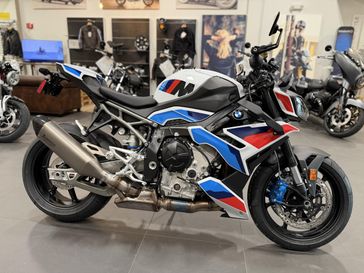 2026 BMW M 1000 R