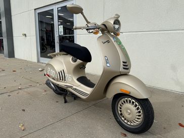 2024 Vespa 946 Dragon