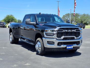 New 2025 RAM 3500 Tradesman Crew Cab 4x4 8' Box