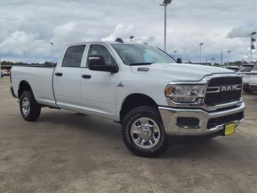 2024 RAM 2500 Tradesman Crew Cab 4x4 8' Box