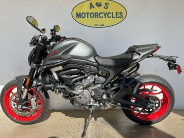 2022 Ducati MONSTER PLUS