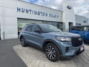 New 2025 Ford Explorer ST-Line