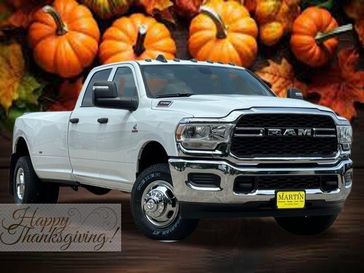 2024 RAM 3500 Tradesman Crew Cab 4x4 8' Box