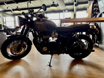 2025 Triumph Bonneville T120 Black 