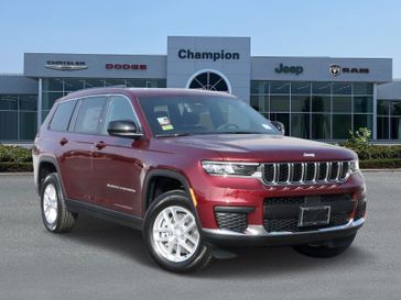 2025 Jeep Grand Cherokee L Laredo 4x2