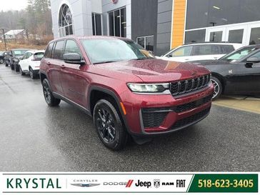 New 2026 Jeep Grand Cherokee Laredo Altitude 4x4
