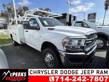 2023 RAM 3500 Tradesman Chassis Regular Cab 4x2 84' Ca