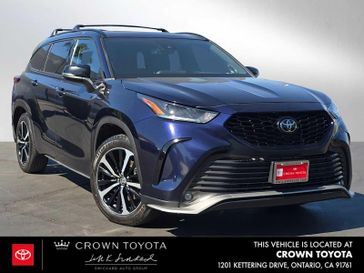 Used 2022 Toyota Highlander XSE