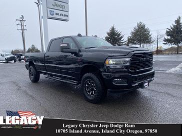 2024 RAM 3500 Laramie Crew Cab 4x4 8' Box