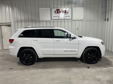 Used 2015 Jeep Grand Cherokee Altitude