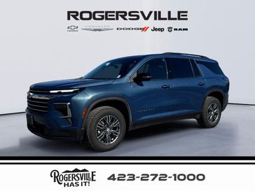 Used 2025 Chevrolet Traverse AWD LT