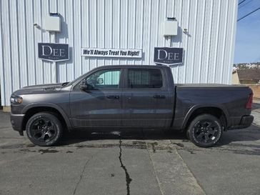 2025 RAM 1500 Big Horn Crew Cab 4x4 5'7' Box