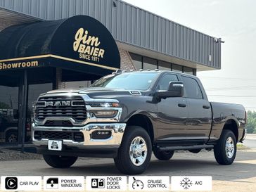 2025 RAM 3500 Tradesman Crew Cab 4x4 6'4' Box