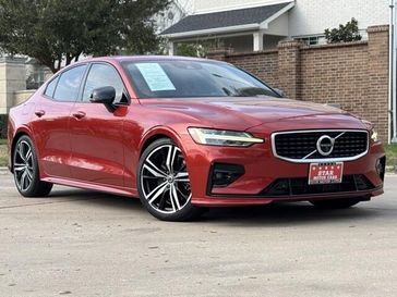 2019 Volvo S60 T6 R-Design