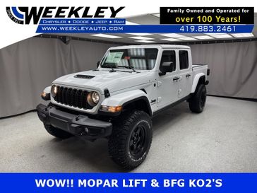 New 2026 Jeep Gladiator Sport S 4x4