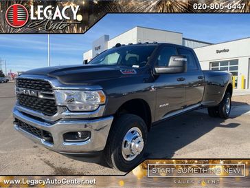 2024 RAM 3500 Big Horn Crew Cab 4x4 8' Box