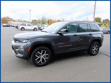 Used 2024 Jeep Grand Cherokee Limited